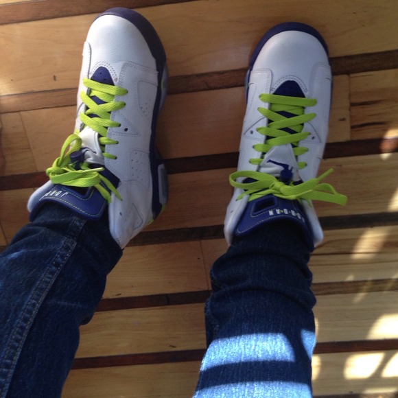 Jordan 6's - Picture 3 of 4