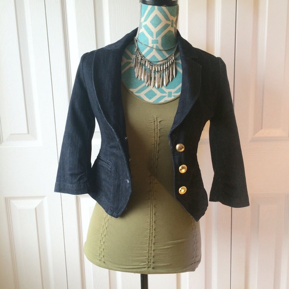 Green stretch top with ruching - Picture 3 of 4