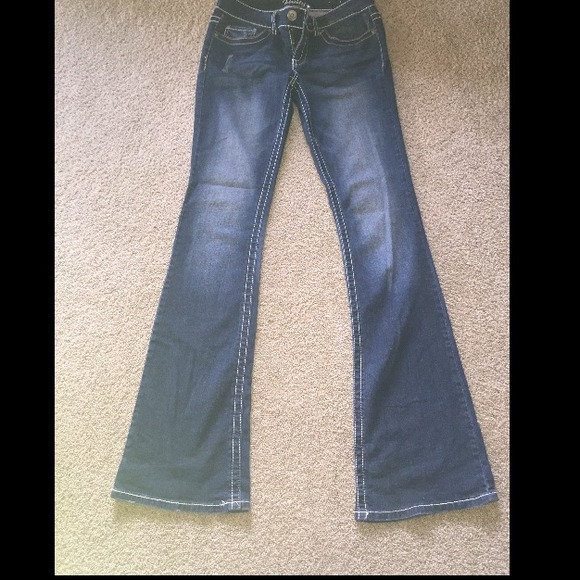Boot vanity jeans size 27W /37L
