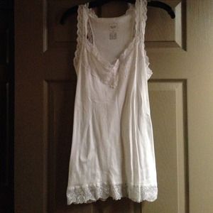 Laced vneck white tank