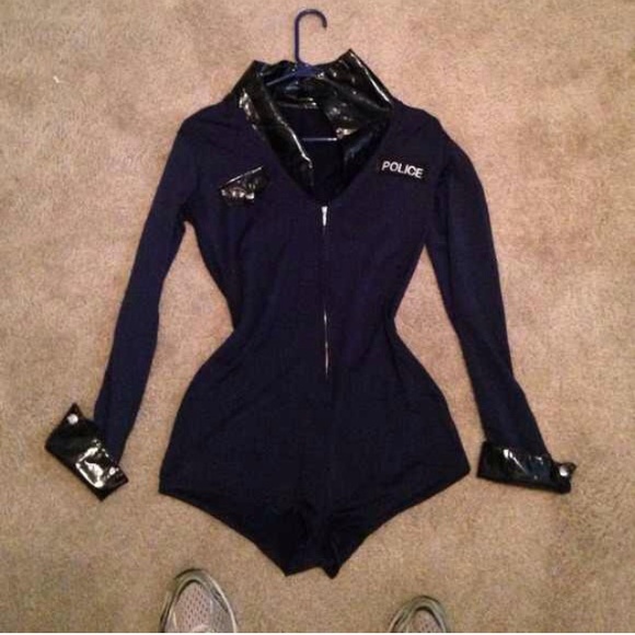Sexy police officer costume
