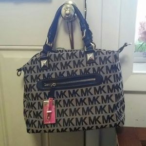 Michael kors hand bag