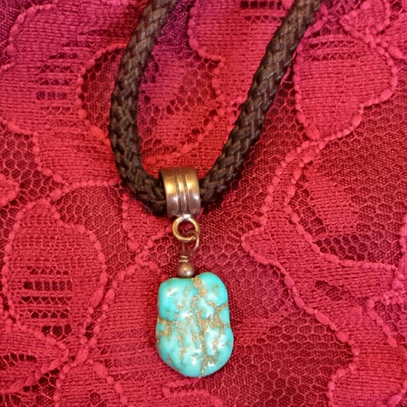 PRICEDROP!Authentic Navajo-Made Turquoise Necklace