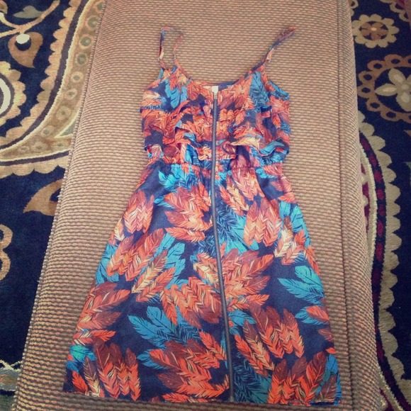 Feather zipper dress