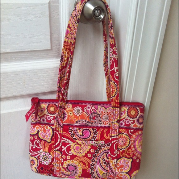 Like New Vera Bradley Purse