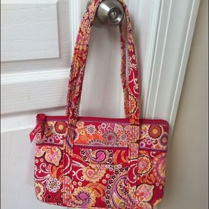 Like New Vera Bradley Purse