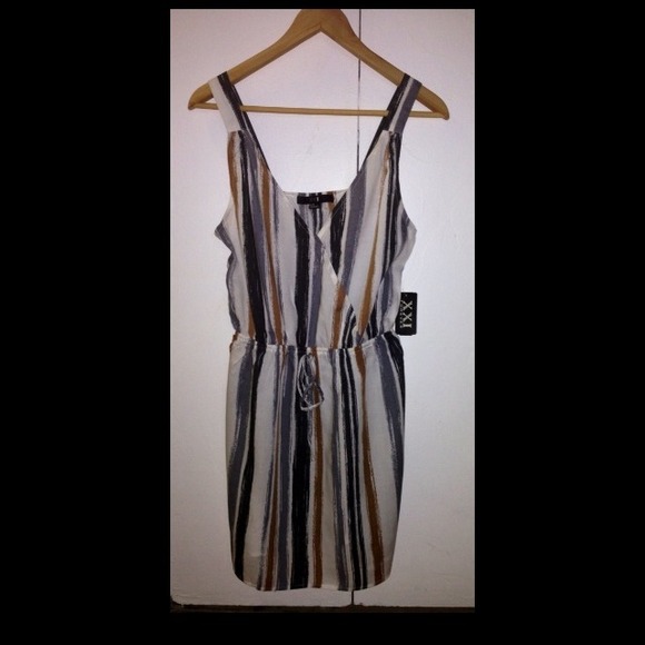 SOLD IN BUNDLE • Brand new Forever 21 dress - Picture 4 of 4