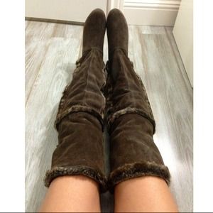 Brand new fur lined thigh high brown boots hot!