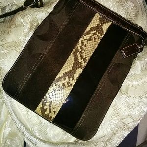 Authentic Coach Bag brown with snake skin design