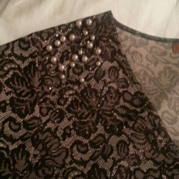 Ellen tracy sparkle lace style top