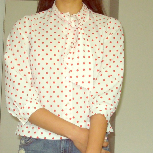 Polka dot white 3/4 sleeve blouse size small
