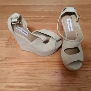 Steve Madden Bone Wedges