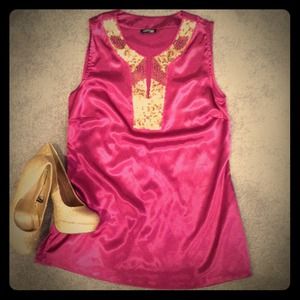Beautiful fushia top