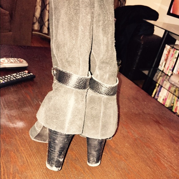 REDUCED!!! Black suede Tahari HARPER Boots - Picture 3 of 4