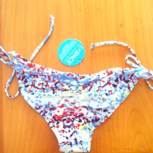 L Space bathing suit bottoms
