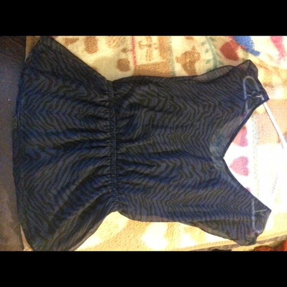 Expresa small zebra print top