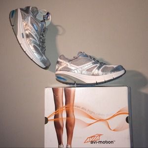 Avia iTone Sneakers in Grey Size 9M