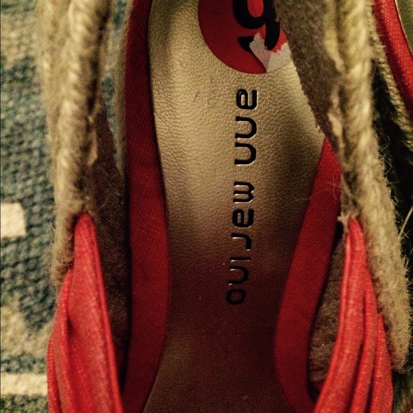 Wedges. - Picture 2 of 3