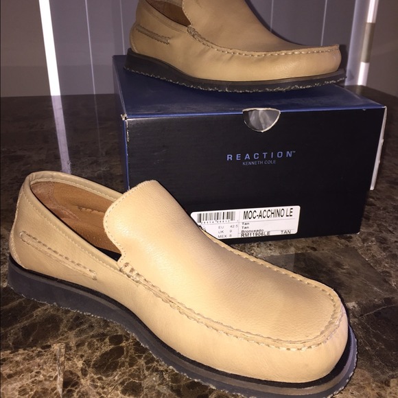 Mens Steve Madden Tan moccasin loafers