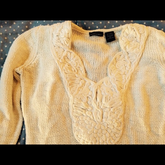 Sweater. - Picture 3 of 3