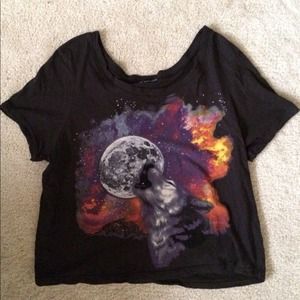 Howling Wolf Moon Tee