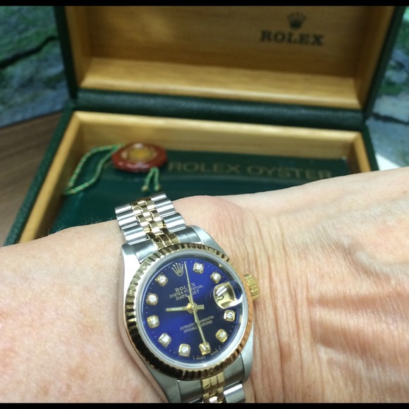ROLEX - Picture 2 of 3