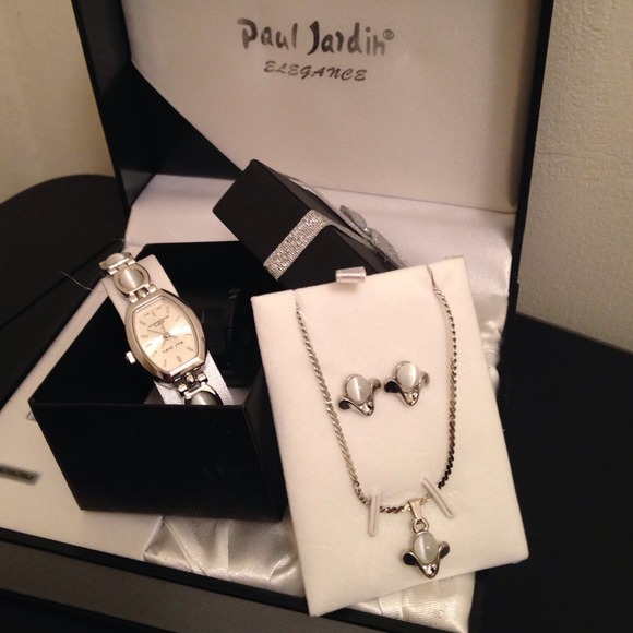 Watch, necklace and earring matching set