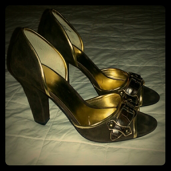 Nine West Suede d'Orsay Pump ,"Cellini"
