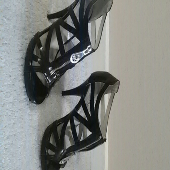Michael Kors heels "reserved for trade"