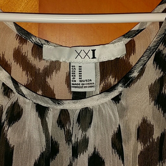 Forever 21 - Picture 2 of 3