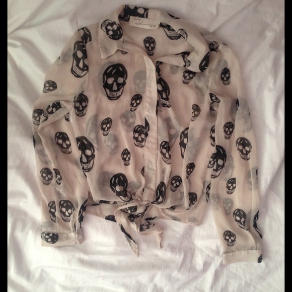 Vintage Havana skull print blouse