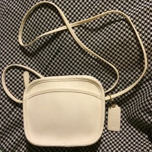 Vintage Coach white leather purse