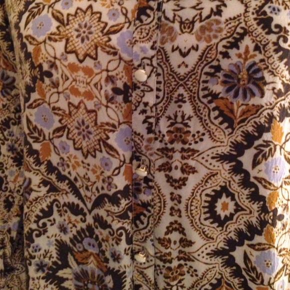 Pretty pattern and colors, long sleeve blouse - Picture 1 of 3