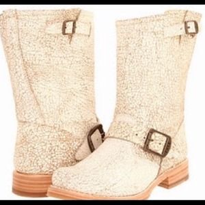 Frye Cracked Leather Veronica Shortie