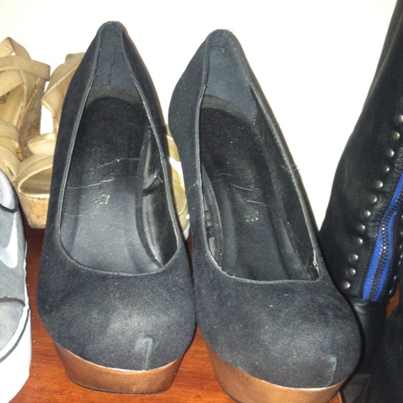 Black heels