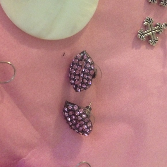 Earrings - Picture 2 of 4