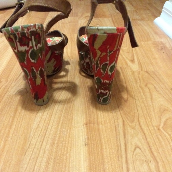 Sold in bundle ⭐️ - Picture 2 of 2