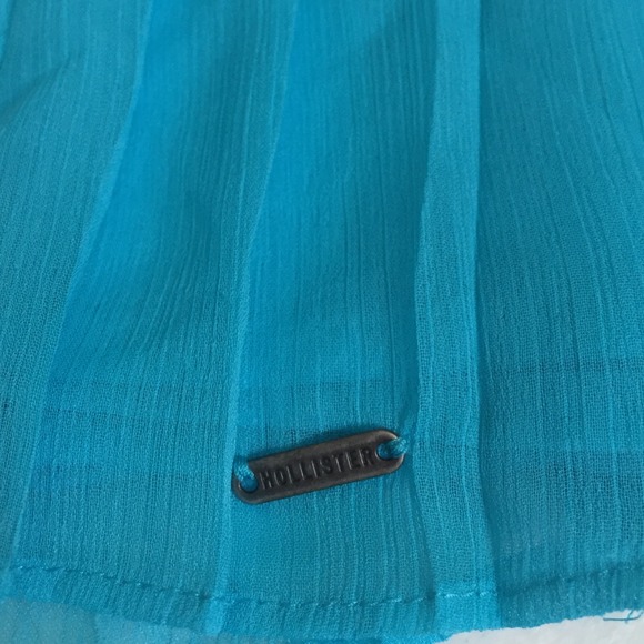 •SOLD•  Hollister Blue Chiffon Skirt sz S - Picture 2 of 3