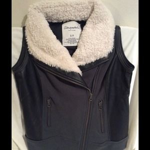 SALE! Aeropostale gray/black faux fur leather.