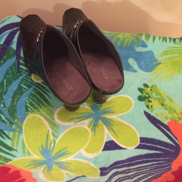 Shoes - Picture 2 of 2