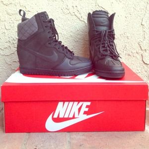 Women's Dunk Sky Hi Sneakerboot