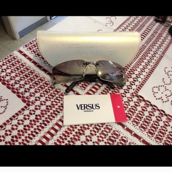 Glasses and shirt bundle