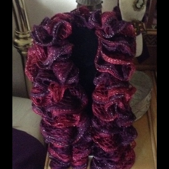 🌹 Handmade Sashay Ruffle Scarf 🌹