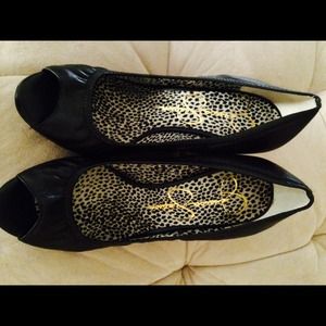 NWOT Jessica Simpson wedge