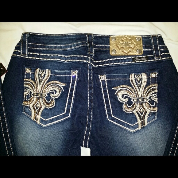 BUNDLE 2 pairs of Beautiful NWT Miss Me Jeans