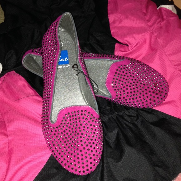 Fushia flats
