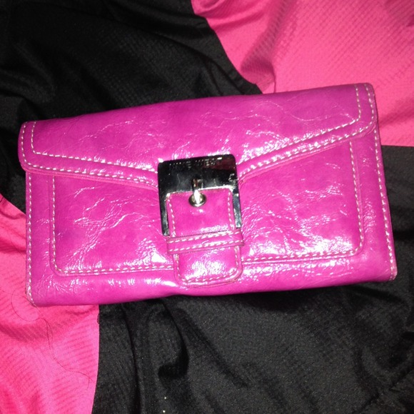 Nine West wallet