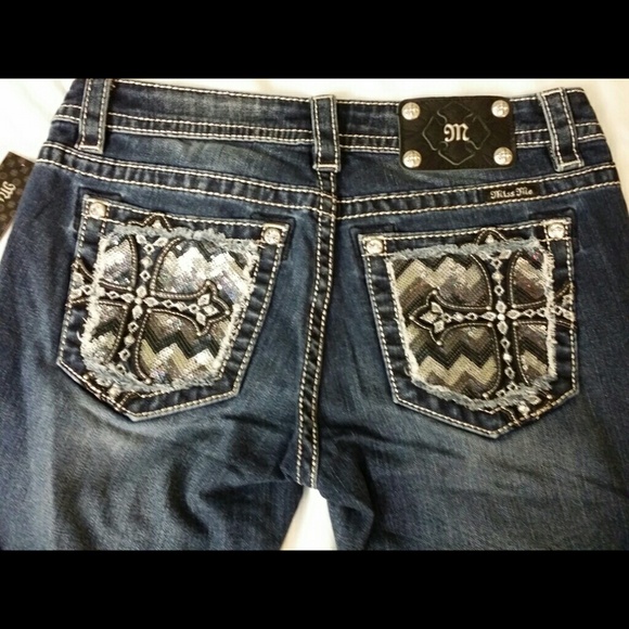 Bundle for @Pinky81 2 pairs Miss Me Skinny Jeans