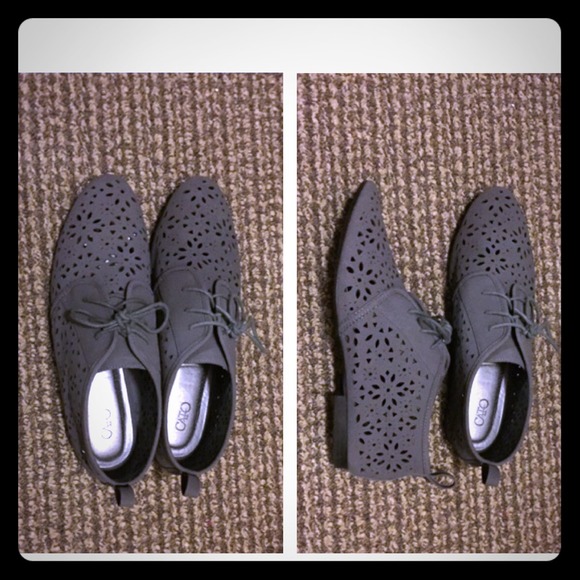Pretty gray shoes!