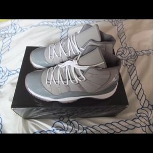 Cool grey 11 size 7